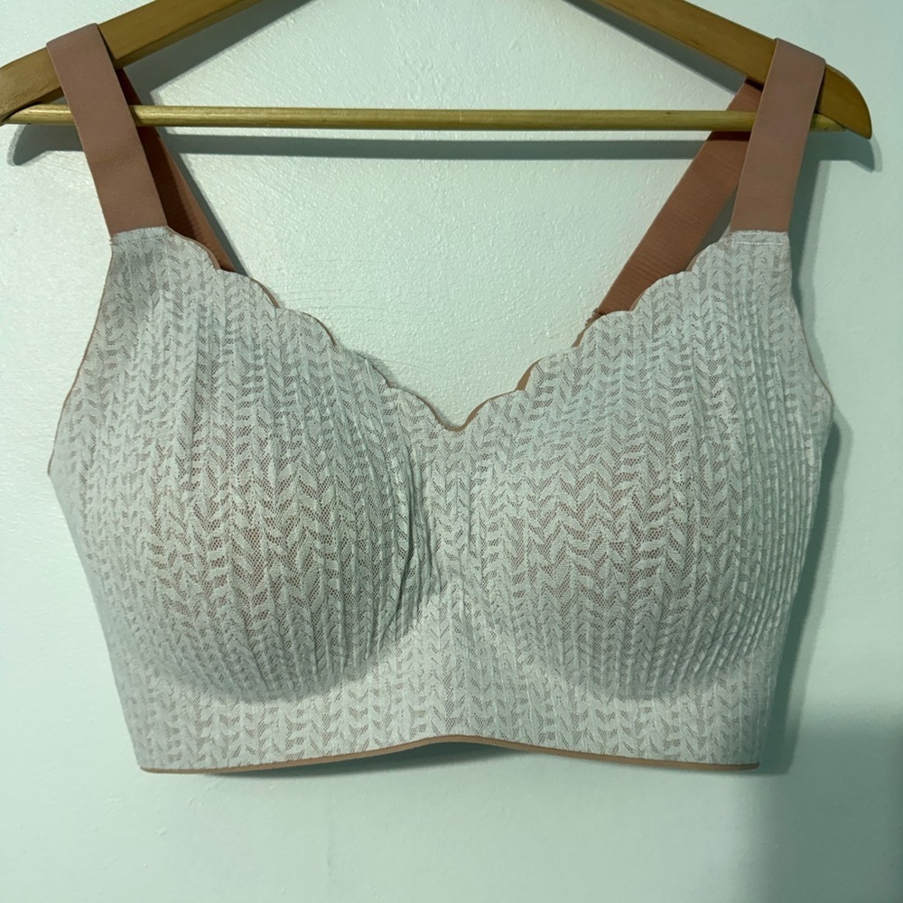 Brabalas Seamless Mauve & white Wireless Knit Bra Wide Support Straps NEW tags